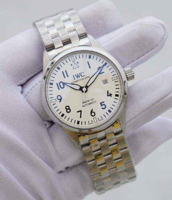 IWC Pilot Mark XVIII - IW327012 -  Box & Papers 40mm Stainless Steel Silver
