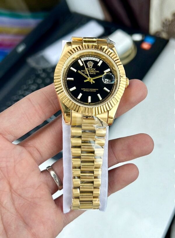 Rolex Day-Date Rose Gold Body Black Dial