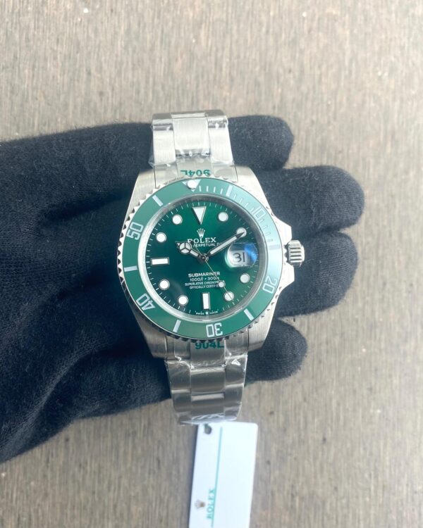 Rolex Submarine Silver Green Hulk OZ