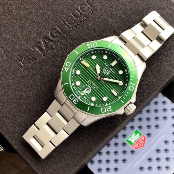 TAG Heuer Carerra AQUARACER Green Dial Special Edition Automatic Mens Watch