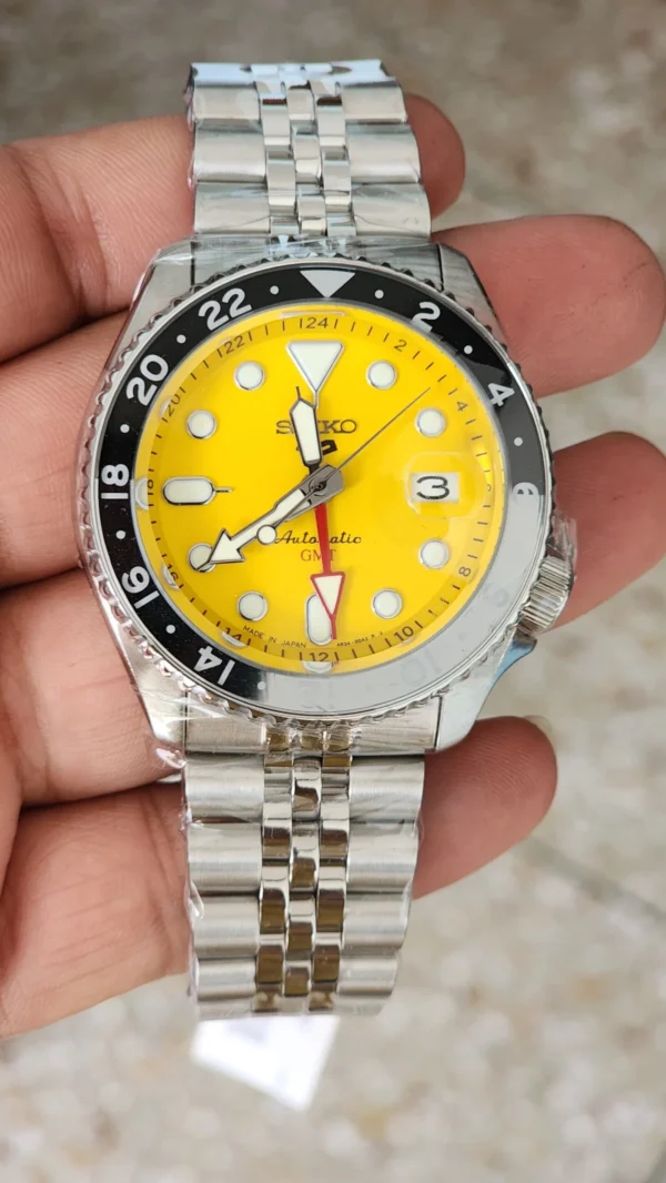 Seiko 5 Sports SSK017 Yellow OG