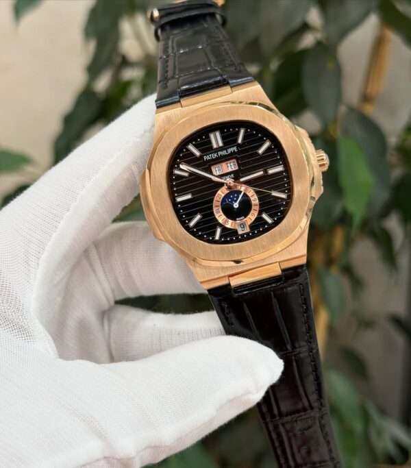 Patek Philippe Nautilus 5726 Style – Rose Gold & Black Dial
