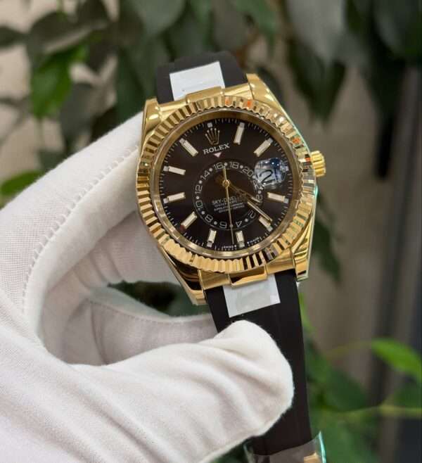 Rolex Sky-Dweller Style 336238 – Black Dial & Oysterflex Strap