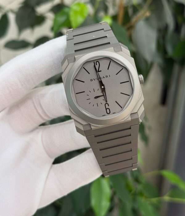 Bulgari Octo Finissimo Style – Grey Dial & Integrated Bracelet