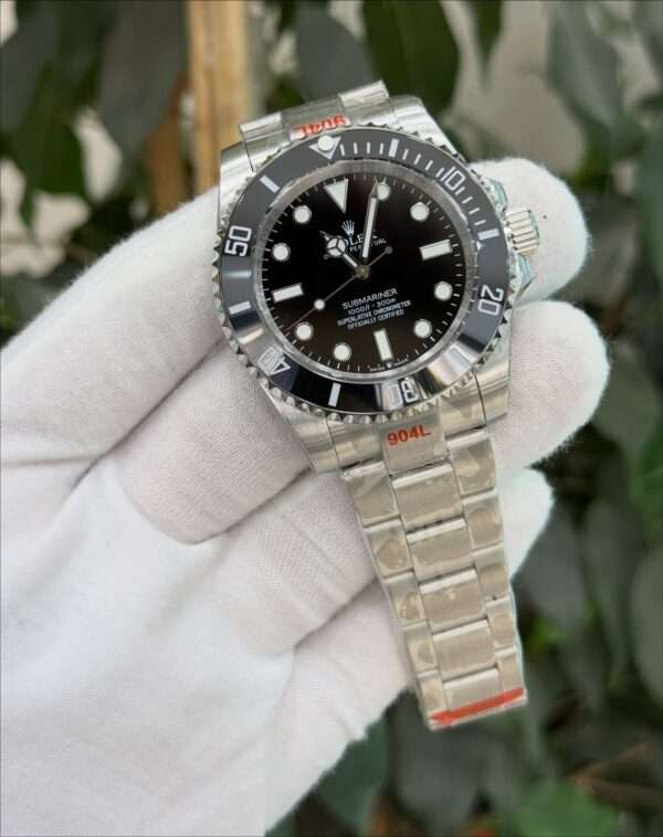Rolex Submariner 124060 Style – Black Dial & Black Bezel