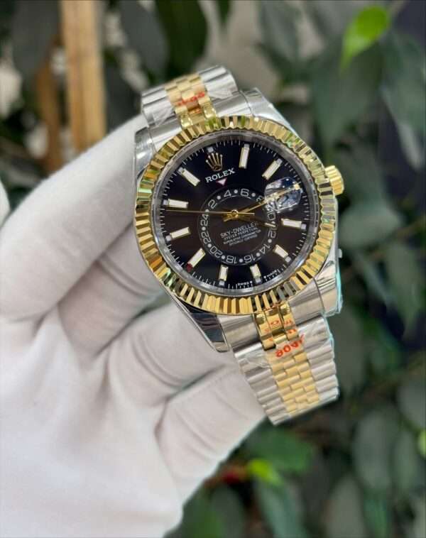 Rolex Sky-Dweller 326933 Style – Black Dial & Two-Tone Jubilee Bracelet