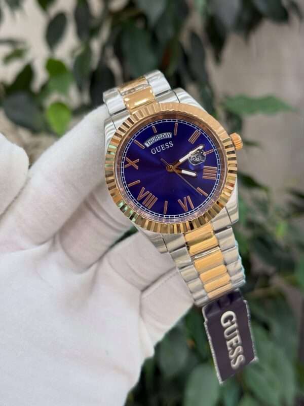 GUESS Style – Blue Dial & Two-Tone Bracelet