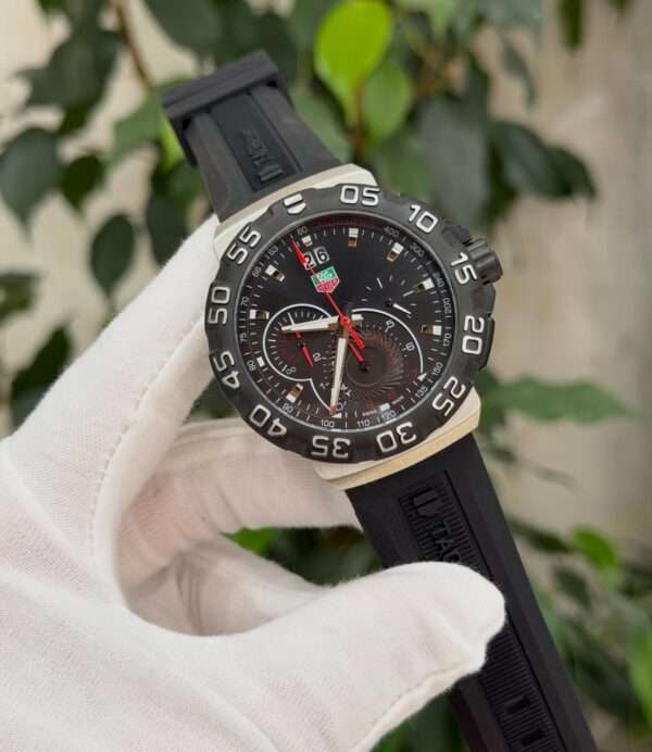 TAG Heuer Formula 1 Chronograph Style – Black Dial & Black Rubber Strap