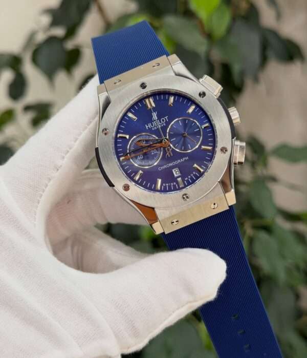 Hublot Classic Fusion Chronograph Style – Blue Dial & Blue Rubber Strap