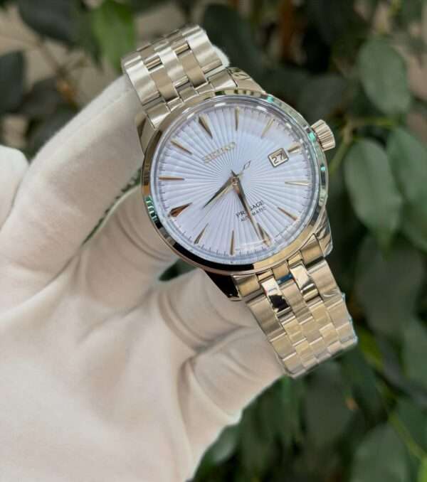 Seiko Presage Style – White Textured Dial & Stainless-Steel Bracelet