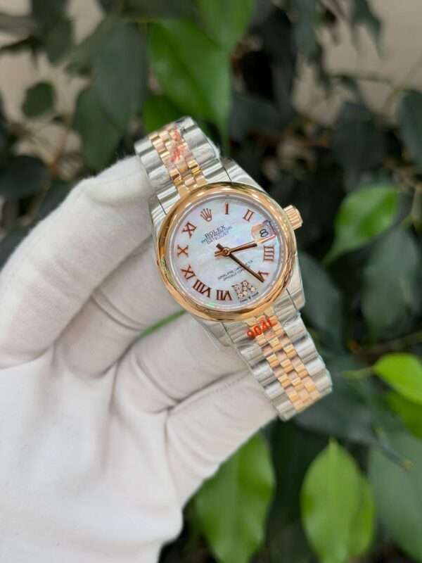 Rolex Datejust 31 Style – Mother-of-Pearl Dial & Two-Tone Bracelet