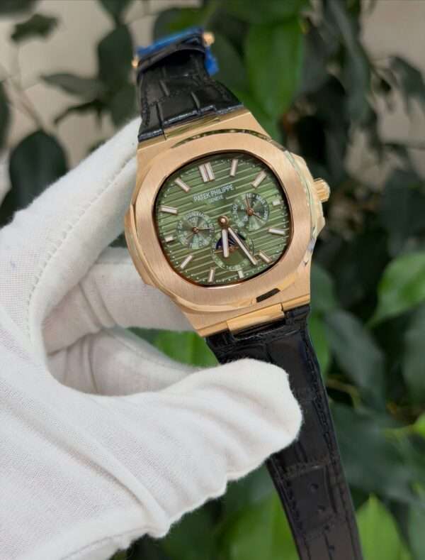 Patek Philippe Nautilus 5726 Style – Green Dial & Rose Gold