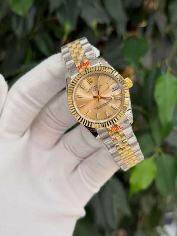 Rolex Datejust Style – Champagne Dial & Two-Tone Jubilee Bracelet