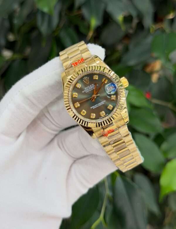 Rolex Day-Date 31 Style – Green Diamond Dial & Yellow Gold
