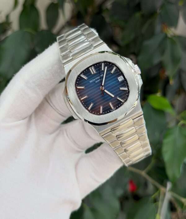 Patek Philippe Nautilus 5711 Style – Blue Dial & Stainless Steel