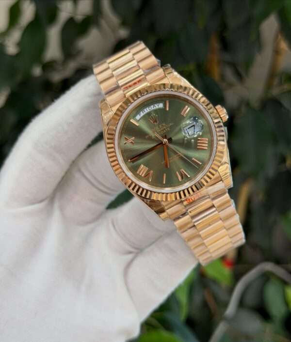 Rolex Day-Date 40 Style – Olive Green Dial & Full Gold-Tone Bracelet